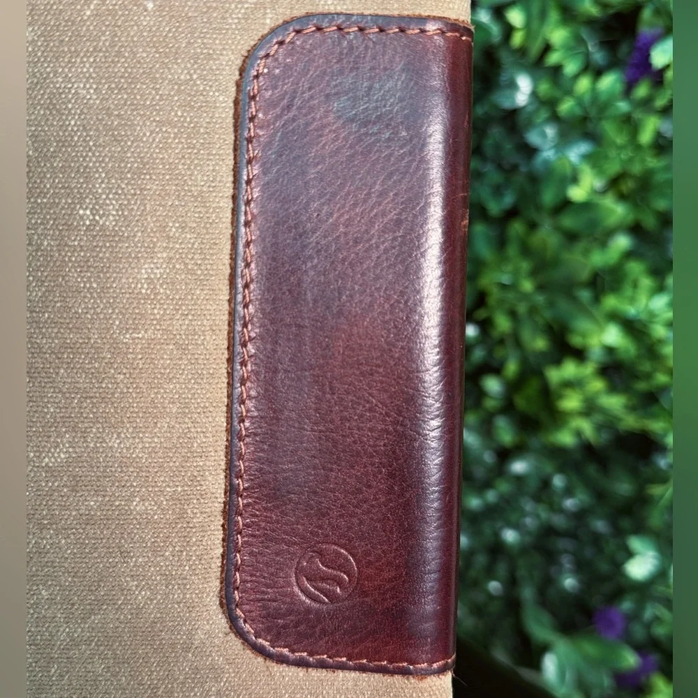 DODOcase Durable Sleeve Tan and Brown Waxed Canvas iPad Mini/Notebook Case